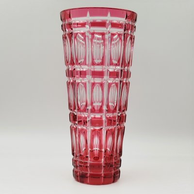 купить Ваза "Праздничная" розового цвета ("золотой рубин"), автор А.А. Аствацатурьян, хрусталь, цветной хрусталь, алмазная грань, Ленинградский завод художественного стекла (ЛЗХС), СССР, 1970-1980 гг.