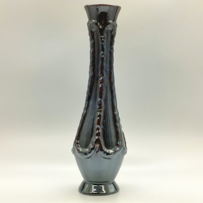 купить Ваза для цветов с рельефным декором, керамика, глазурь, Московский керамико-плиточный завод имени Н.А. Булганина, СССР, 1970-1990 гг.