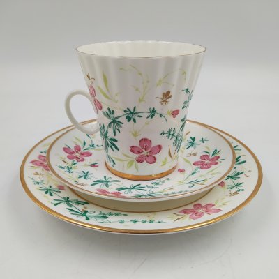 купить Трио кофейное "Комарики" (форма "Одуванчик"), фарфор, деколь, золочение, Ленинградский фарфоровый завод (ЛФЗ), СССР, 1970-1992 гг.