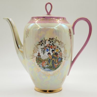 купить Чайник доливной "Мадонна" в стиле шинуазри, фарфор, люстр, деколь, золочение, Bremer & Schmidt (BES), Германия, 1970-1990 гг.