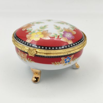 купить Шкатулка миниатюрная с крышкой, в металлической оплетке, фарфор, деколь, золочение, металл, Европа, 1980-2000 гг.