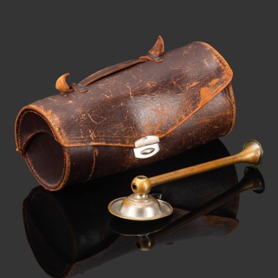 купить [Медицина] Стетоскоп в футляре, металл, кожа, Западная Европа, 1900-1920 гг.