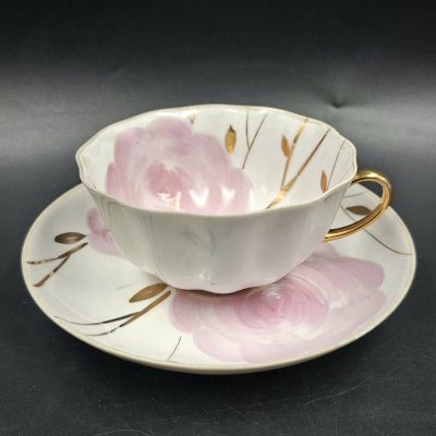 купить Пара чайная из сервиза "Весенний", форма "Белый лебедь", автор формы О.М. Михигули, фарфор, роспись, золочение, Дулевский фарфоровый завод (Дулёво), СССР, 1968-1991 гг.