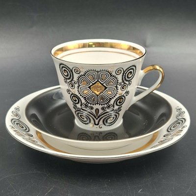 купить Трио кофейное "Марианна" с орнаментальным декором, фарфор, крытье, деколь, золочение, Рижский фарфорово-фаянсовый завод, СССР, 1970-1980 гг.