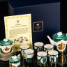 Купить Сервиз чайный "Парадный" на 6 персон (15 предметов), форма "Гербовая" ("Китайская") в оригинальной коробке с сертификатом, фарфор, ручная отливка, надглазурное ручное декорирование, золото, цировка, Императорский фарфоровый завод (ИФЗ), Российская Федерация, 2011-2020 гг.