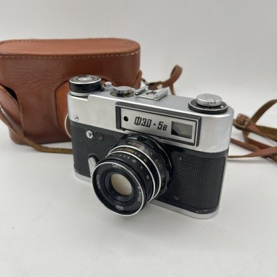 купить Фотоаппарат "ФЭД-5В" с объективом "Индустар-61 Л/Д" в оригинальном кофре, металл, пластик, стекло, кожа, Харьковский машиностроительный завод им. Дзержинского (ФЭД), СССР, 1976-1980 гг.