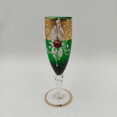купить Ваза миниатюрная с лепным декором, в форме бокала, стекло, золочение, Чехословакия, 1960-1990 гг.
