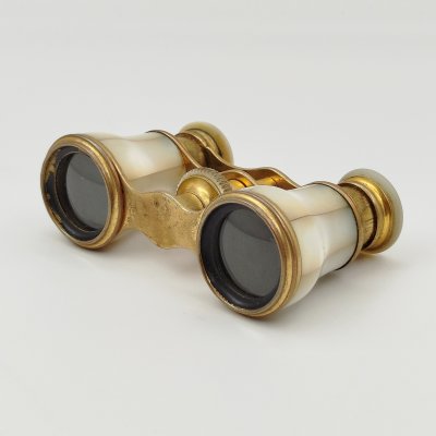 купить Бинокль театральный "Jumelle Duchesse", латунь, перламутр, стекло, Франция, 1880-1920 гг.