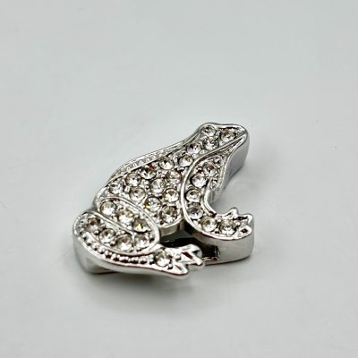 купить Аксессуар на браслет (кожаный ремешок часов) в виде лягушки, "Suzanne Somers", металл, серебрение, вставки прозрачного цвета, Китай, 1970-2000 гг.