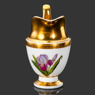 купить Молочник с изображением ириса, фарфор, роспись, золочение, фарфор, роспись, золочение, Франция, 1880-1900 гг.