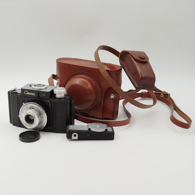 купить Фотоаппарат шкальный "Смена-6" и дальномер "Смена" в кофре, металл, пластик, кожа, стекло, Государственный оптико-механический завод имени ОГПУ (ГОМЗ), СССР, 162-1953 гг.