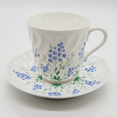 купить Пара кофейная "У ручья" (форма "Витая"), фарфор, деколь, Ленинградский фарфоровый завод (ЛФЗ), Россия, 1991-2012 гг.
