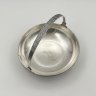 Купить Орешница круглой формы с ручкой, мельхиор (медь-никель), Московский завод ювелирных и металлических изделий (МЮЗ), СССР, 1970-1980 гг.
