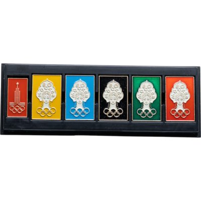 коллекция олимпийских сувениров и значков