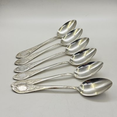 купить Набор из 6-ти столовых ложек, украшенных растительным декором, мНЦ (медь-никель-цинк), серебрение, Киевский завод столовых приборов и посуды им. Дзержинского (ЗiД, ЗиД), СССР, 1970-1990 гг.