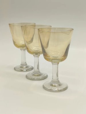 купить Набор из 3-х рюмок на ножке желтого оттенка, стекло, СССР, 1970-1990 гг.