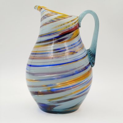 купить Кувшин с разноцветным спиралевидным узором в сине-голубой гамме, стекло, гутная техника, СССР, 1960-1980 гг.