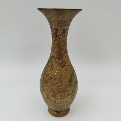 купить Вазочка с растительным декором в восточном стиле, латунь, гравировка, холодные эмали, Индия, 1970-1990 гг.