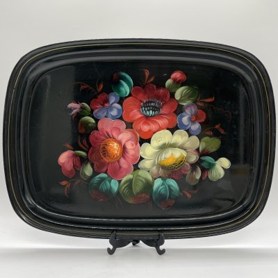 купить Поднос прямоугольной формы с цветочным декором, металл, лак, роспись, золочение, Жостовская фабрика декоративной росписи, СССР, 1970-1990 гг.