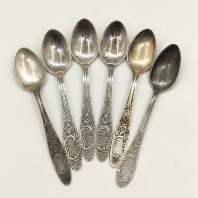 купить Набор из шести чайных ложек с цветочным декором (в подборе), мельхиор (медь-никель), Московский завод ювелирных и металлических изделий (МЮЗ), СССР, 1960-1980 гг.