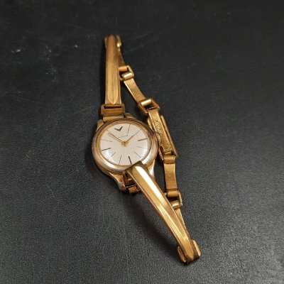 купить Часы женские наручные "Чайка", металл, стекло, Угличский часовой завод «Чайка», СССР, 1960-1990 гг.