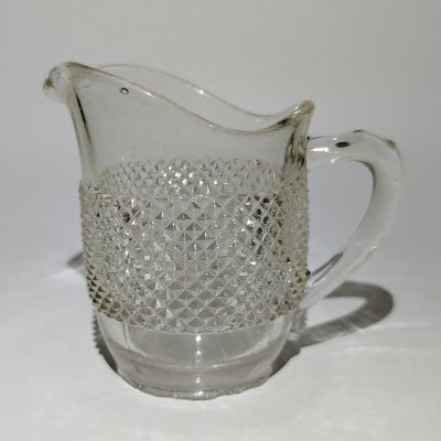 купить Молочник с рельефным декоративным пояском, стекло, пресс, Россия, 1900-1930 гг.