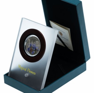 Купить Ниуэ 1 доллар (dollar) 2012 "Ирис сибирский" в футляре, с сертификатом