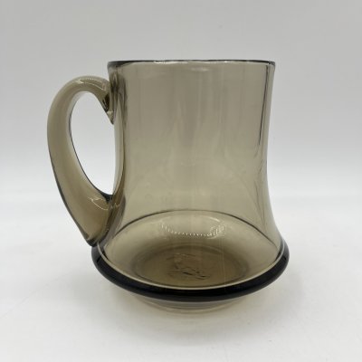 купить Кружка пивная дымчатого оттенка, стекло, гутная техника, СССР, 1960-1980 гг.