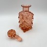 Купить Флакон парфюмерный розалинового оттенка с граненым туловом, цветное стекло, Европа, 1950-1970 гг.