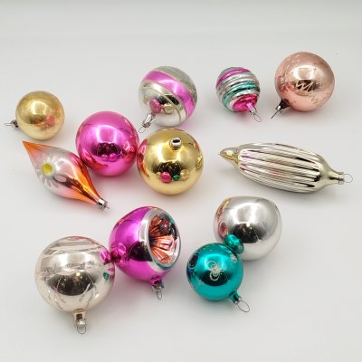 купить Набор из 12-ти ёлочных игрушек разной формы и размера, стекло, роспись, металл, СССР, 1960-1980 гг.
