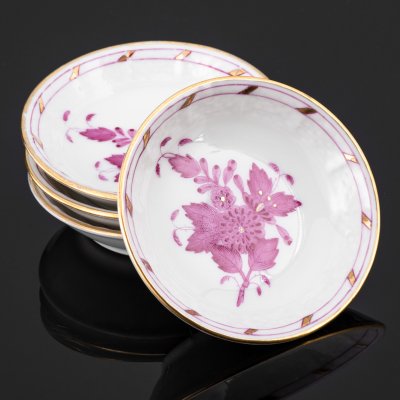 купить Набор из 4 розеток, выполненных в фирменном дизайне "Chinese Bouquet/Apponyi Purpur", фарфор, роспись, золочение, Herend (Херенд), Венгрия, 1960-1986 гг.