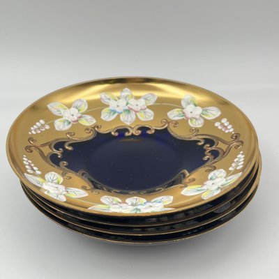 купить Набор розеток (блюдец) на 4 персоны, насыщенно-синего оттенка, с лепным декором в виде цветов, стекло, золочение, роспись, налепы, Чехословакия, 1970-1990 гг.