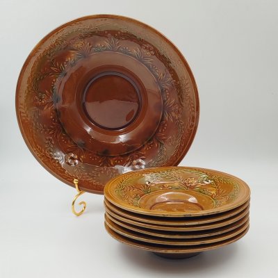 купить Набор из 7-ми тарелок и сервировочного блюда с имитацией плетенки, фаянс, поливы, Конаковский фаянсовый завод им. М.И. Калинина (ЗиК Конаково), СССР, 1974-1991 гг.