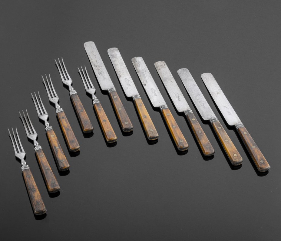 Flamberg посуда 12 персон сталь. Сталь изделия из для медицины. Knife Decal.