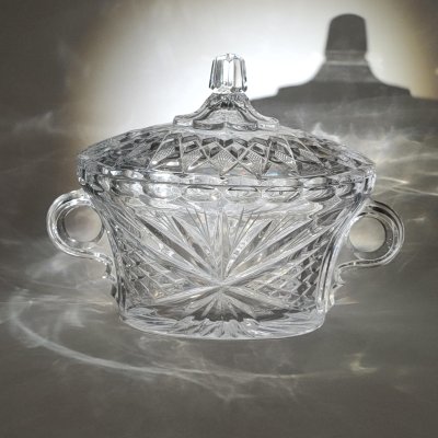 купить Ваза для конфет/десертов (сахарница) с рельефным декором, стекло, Иран, 2000-2020 гг.
