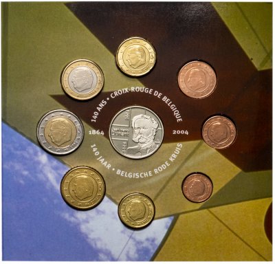 купить Бельгия официальный годовой набор 8 монет евро 2004 года Красный крест в буклете