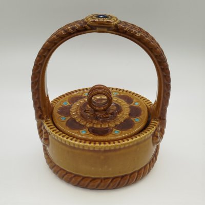 купить Шкатулка (ёмкость для хранения) в виде корзины, керамика, глазурь, СССР, 1970-1990 гг.