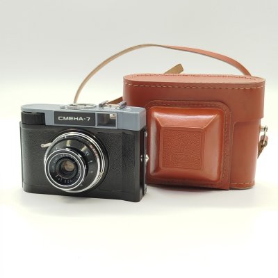 купить Фотоаппарат "Смена-7" в оригинальном футляре (нерабочий), металл, пластик, стекло, кожа, ЛОМО (Ленинградское оптико-механическое объединение), СССР, 1961-1971 гг.