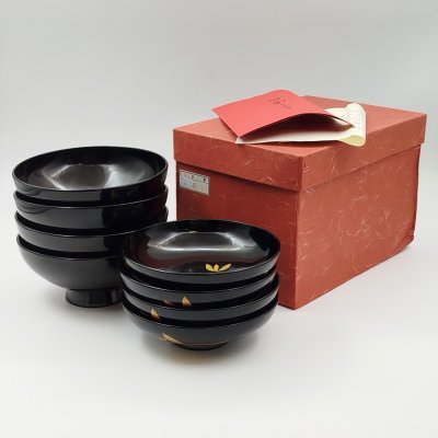 купить Набор салатников (мисок) для подачи закусок на 4 персоны (8 предметов), Лаковая студия Asahi (Киото), пластик, лак, золочение, Япония, 1990-2010 гг.