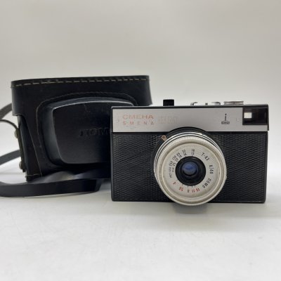 купить Фотоаппарат "Смена-8" в оригинальном кофре (не работает), металл, стекло, полимерный материал, кожа, ЛОМО (Ленинградское оптико-механическое объединение), СССР, 1970-1990 гг.