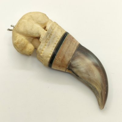 купить Подвеска-оберег "Медвежий коготь", кость, коготь, дерево, металл, резьба, СССР, 1970-1990 гг.