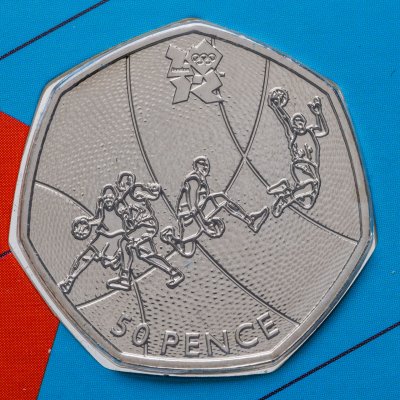 купить Великобритания 50 пенсов (pence) 2011 "XXX летние Олимпийские Игры, Лондон 2012 - Баскетбол" в буклете