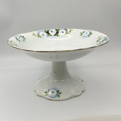 купить Фруктовница с цветочным декором, фаянс, деколь, золочение, Конаковский фаянсовый завод им. М.И. Калинина (ЗиК Конаково), СССР, 1929-1940 гг.