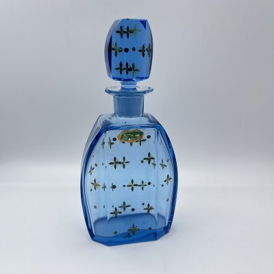 купить Штоф (графин) в готическом стиле для подачи крепких напитков, стекло, грани, золочение, Германия, 1950-1970 гг.