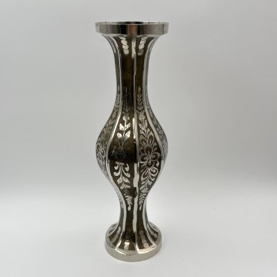 купить Ваза в восточном стиле серебристого оттенка с растительным декором, латунь, гравировка, Индия, 1970-1990 гг.