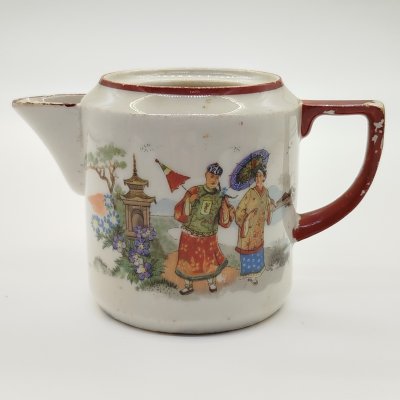 купить Молочник в стиле шинуазри, фарфор, деколь, крытье, Первомайский фарфоровый завод (Песочное), СССР, 1924-1930 гг.