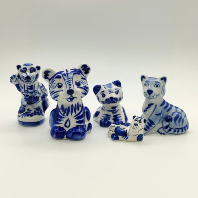 купить Набор из пяти статуэток "Тигры", Гжель, фарфор, роспись, Россия, 1990-2010 гг.