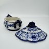 Купить Шкатулка (сахарница) с цветочным декором, гжель (крышка в подборе), фарфор, роспись, Российская Федерация, 1990-2010 гг.