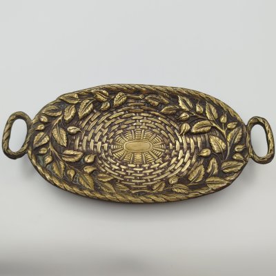 купить Лоток для мелочей и ключей (мелочница) в виде корзины с цветами, металл, литье, Западная Европа, 1950-1980 гг.