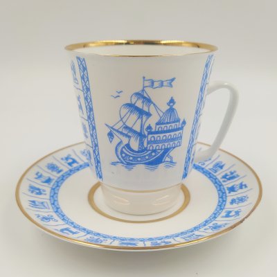 купить Пара кофейная "Каравелла", фарфор, деколь, золочение, Ленинградский фарфоровый завод (ЛФЗ), СССР, 1970-1992 гг.